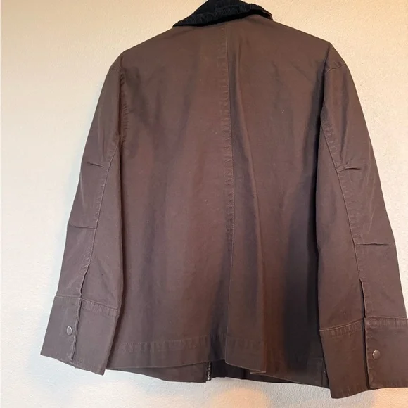 Old Navy Brown Utility Jacket with Black Collar - Picture 2 of 2